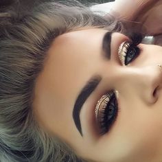 24 Prom Makeup Ideas Trucco Glam, Trucco Smokey Eye, Make Up Diy, Mekap Mata, Video Makeup, Makeup Tip, Glitter Eye Makeup, Smink Inspiration, Glitter Eyeliner