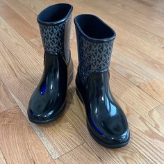 Michael Kors Ankle Rain Boots. Never Worn. Size 7m. No Box. Michael Kors Black Round Toe Boots, Michael Kors Rain Boots, Ankle Rain Boots, Rain Boot, Michael Kors Shoes, Michael Kors Black, Rain Boots, Bootie Boots, Ankle Boots