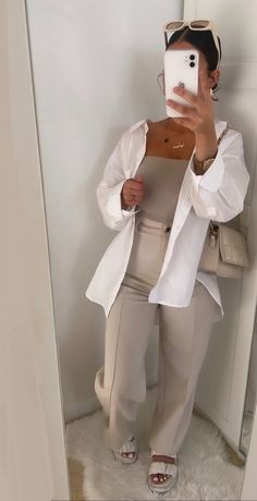 Cute Professional Outfits, Estilo Hijab, Chique Outfit, Mode Editorials, Modest Summer Outfits, Stylish Work Attire, Business Casual Outfits For Work