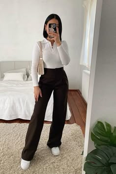 Semi Formal Outfits For Women, Semi Casual Outfit, Office Fits, Chique Outfit, Casual Outfits For Work, Mode Zara, Office Casual Outfit, Casual College Outfits