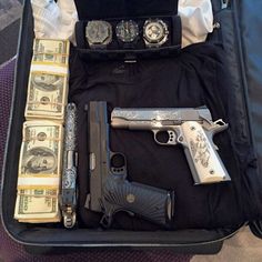 One of the funny things about switching from thief to spy is that their packing habits didn't change. Dan Bilzerian, Luxury Boat, Saints Row, By Any Means Necessary, Chernobyl, Luxury Life, Goa, Luxury Lifestyle, Luxury Cars