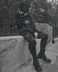 Emo Outfit Ideas Men, Grunge Emo Outfits Men, Alt Outfits Men, Metalhead Boy, Emo Boy Style, Emo Guy Outfits, Emo Outfits For Guys, Emo Outfits Men, Goth Boy Outfits