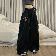 Color: Black, Size: XL Grunge Preppy, Street Punk, 90s Fashion Grunge, Skirt And Sneakers, Black Halter Dress, Vintage Grunge, Washed Denim, Really Cute Outfits, Cargo Jeans