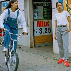 90s Latina Fashion, Nike Cortez Outfit, Chola Style, Estilo Cholo, Chicana Style, Latina Fashion, 90s Fashion Outfits, 90s Outfit, 90s Streetwear