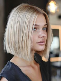 Stylish Bob Haircuts for Fine Hair: Trends, Tips, and Maintenance Strawberry Blonde Balayage Bob, Summer Bob Hairstyles 2024, Short Blonde Bobs Fine Hair, Strawberry Blonde Bob, Summer Bob, Haircuts 2024, Blonde Bob Haircut, Bob Hair Color, Graduated Bob