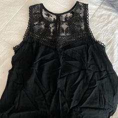 Cute Tank I Bought From Amazon, Size Small, That Fits More Like A Medium, And I Never Wore It. Lightweight And Great For Warmer Weather But Would Also Be Cute With A Sweater This Fall Cream Silk Blouse, Maroon Blouse, Pink Corset, Mock Neck Blouse, Black Long Sleeve Top, Tie Blouse, Pregnancy Shirts, Short Sleeve Pullover, Peasant Blouse