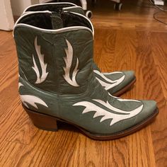 Only Worn 3x- Comfortable And Very Fun I Just Do Not Wear Boots Women Cowboy Boots, Cowboy Boots Women, Cowboy Boots, Bootie Boots, Ankle Boots, Cowboy, Women Shoes, Boots, Green