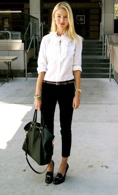 Fashion, Style, Prada Bag, Black And White, White Shirts, White Outfit, Work Outfits, Black Pants, Belts Stunning Outfits, Work Wardrobe, Look Plus, Work Attire, White Outfits