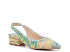 Save on Mango Pump at DSW. Free shipping, convenient returns and customer service ready to help. Shop online for Mango Pump today! Chinese Laundry, Winter Colors, Kitten Heels, Printing On Fabric, Customer Service, Mango, Style Inspiration, Pumps, Heels