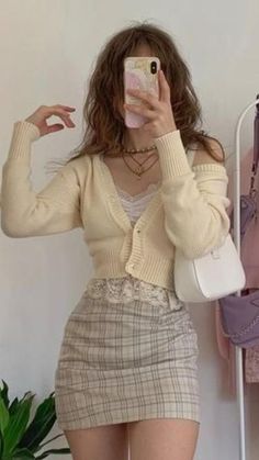 Softgirl Outfits Fall, Softgirl Outfits Winter, Softie Outfits Aesthetic, Softie Aesthetic Outfits, Sophomore Aesthetic, Softgirl Aesthetic Outfits, Cutesy Aesthetic Outfits, Angelcore Aesthetic Outfits, Softie Outfits