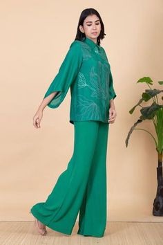 Shop for Chambray and Co. Green All Weather Pure Silk Emma Embroidered Shirt And Wide Legged Pant Set for Women Online at Aza Fashions Motif Embroidery, Pattern Embroidery, Flower Motif, Bottle Green, Silk Embroidery, Pant Set, Embroidered Shirt, Shirt Collar, Set For Women