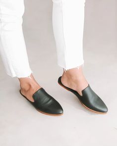 The Modern Mule - Black – Liberté Mules Outfit, Woven Mules, Black Heels Low, Black Mules, Womens Mules, Cozy Fits, Leather Slides, Leather Mules, Mules Shoes