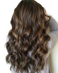 Dark Brown Hair With Caramel Highlights, Brown Hair With Caramel, Dark Brown Hair With Blonde Highlights, Highlights Brown Hair Balayage, Brown Hair With Highlights And Lowlights, Brown Hair With Caramel Highlights, Highlights Curly Hair, Bronde Hair