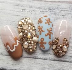 Nail Art Noel, Christmas Nails Easy, Cute Christmas Nails, Winter Nail Designs, Nail Polish Designs, Xmas Nails, Christmas Nail Designs, Christmas Nail