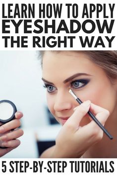 If you want to know how to apply eyeshadow like a pro, this collection of simple and easy step-by-step tutorials for beginners is for you! Regardless of the color (blue, green, brown) and shape (hooded or monolid) of your eyes, and your personal style (na Apply Eyeshadow, The Color Blue, Smink Inspiration, Best Brushes, How To Apply Eyeshadow, Makeup Homecoming, Eye Makeup Tips, Product Recommendations, Natural Eye Makeup