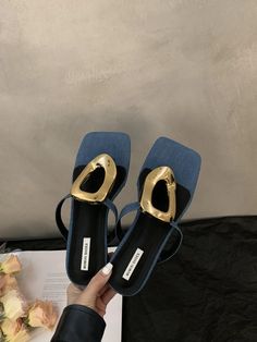 Lasaky - Chic Toe-Ring Slide Sandals with Golden Buckle – Ideal for Stylish Beach and Resort Wear Silver Slippers, Women Slippers Fashion, Elegant High Heels, Womens Mary Janes, Summer Heels, Mary Jane Shoes Womens, Summer Flats, Shoes Ladies, Pu Heels