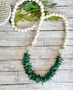 Green Necklace. Green statement necklace. Green Wood Chunky Bead Necklace. African recycled glass. Lightweight statement necklace. Green coconut bead necklace.  It measures approximately 31-32 inches. Thanks for visiting Beaded Blues! Mint Green Necklace, Collar Verde, Wood Beads Jewelry, Balloon Necklace, Green Coconut, Chunky Bead Necklace, Green Statement Necklace, Blue Statement Necklace, Necklace African