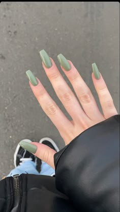 Minimalist Nail, Wow Nails, Green Nail, Nail Swag, Nature Tattoos, Minimalist Nails