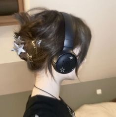 29 October, Cute Headphones, Y2k Hair, Foto Ideas Instagram, Grunge Hair, Dream Hair, Grunge Style, Y2k Aesthetic