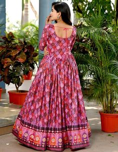 Designer Function Wear Heavy Readymade Gown Processing Time : 20 Working Days Work : Digital Printed Work Fabric:ChinonColor:Pink Kids Kaftan, Casual Abaya, Modest Evening Dress, Kaftan Abaya, Moroccan Caftan, Women's Robe, Hip Dress, Waist Dress, Muslim Fashion