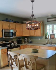 Loft Style Wood Droplight Wood Chandeliers, Wooden Loft, Wood Lighting, Ceiling Types, Loft Lighting, Statement Chandeliers, Drop Lights, Wooden Light, Farmhouse Chandelier