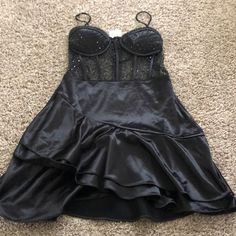 Windsor Corset Dress Black Size Medium Never Worn Has Tags Black Dress With Sweetheart Neckline For Night Out, Flirty Lined Mini Dress For Party, Black Party Dress With Sweetheart Neckline, Dressy Mini Dress With Sweetheart Neckline For Night Out, Black Sweetheart Neckline Dress For Party Season, Black Mini Dress With Sweetheart Neckline And Ruffles, Chic Lined Mini Dress For Dinner, Summer Dinner Mini Dress With Lining, Summer Dinner Mini Dress Lined