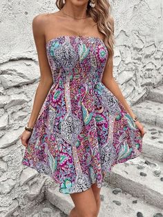 Boho Chic: Paisley Print Tube Dress for Your Vacay Style Evening Gowns Elegant, Classy Chic, Vacation Style, Tube Dress, Paisley Print, Dress Collection, Perfect Dress, Dress To Impress, Evening Gowns