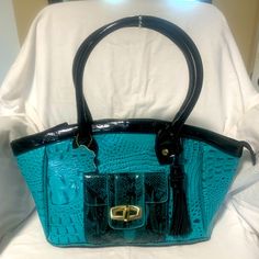 Beautiful Turquoise Croc Leather Handbag This Bag Is Brand New Without Tags. Turquoise Bags With Detachable Strap For Daily Use, Chic Turquoise Rectangular Shoulder Bag, Daily Use Turquoise Bags With Detachable Strap, Turquoise Leather Shopping Bag, Chic Turquoise Shoulder Bag With Removable Pouch, Turquoise Shoulder Bag With Detachable Strap For Daily Use, Chic Turquoise Crossbody Bag, Turquoise Travel Bag With Detachable Strap, Chic Turquoise Bag For Daily Use