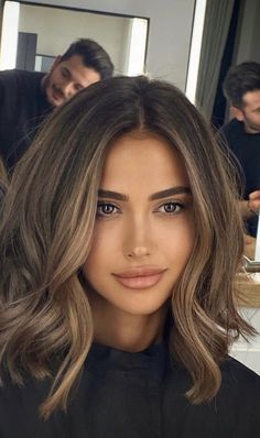 Brunette Hair With Highlights, Hair Affair, Hair Color And Cut, Hair Inspiration Color, A Mirror, Brunette Hair, Hair Today