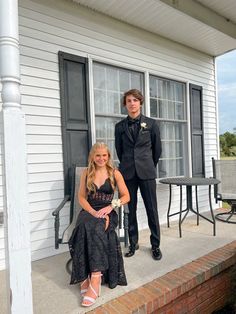 Guys All Black Prom, Guys Black Prom Outfit, Black Prom Dress Middle School, Black Prom Dresses With Date, Prom Fits For Guys Black, Prom Couples Black Outfits, All Black Prom Dress Couple, White And Black Prom Couple, Black On Black Tuxedo Prom