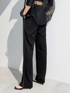 MO&Co. Women Waistbands Drawstring Straight Pants Features : - Straps - Sports style - Double side slip pocketsCode : MBB2PATT03Length of size M is 106.5cmBlack : Model is 178cm tall and wearing a size M MATERIALS & CARE : Material : 76.3% Acetate 23.7% PolyesterMachine wash under 30℃ Do not bleach, hang to dry in the shade Do not tumble dry, iron at low temperature Do not dry clean, do not soak Wash with neutral detergent Reverse into mesh bag for washingTips ：Do not rub and iron special proces Black Athleisure Bottoms For Work, Black Stretch Bottoms With Elastic Side Panels, Black Stretch Sweatpants, Black Straight Leg Athleisure Pants, Black Wide-leg Athleisure Pants, Black Sweatpants With Elastic Waistband, Black Straight Leg Athleisure Bottoms, Black Straight Leg Pants With Elastic Side Panels, Black Straight Sweatpants With Elastic Waistband