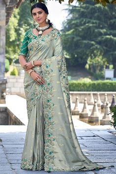 Excellent Silk Sea Green Color Saree With Heavy Embroidered Blouse Saree With Stylish Blouse, Saree Outfit Ideas, Partywear Outfits, Saris Indian, Kameez Design, Sequins Saree, Indian Wedding Sarees, Sea Green Color, Light Gray Color