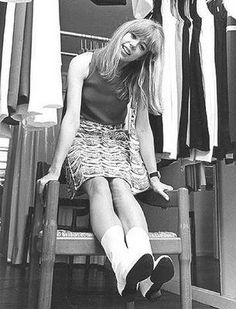 Pattie Boyd 60s, Pattie Boyd Style, Early 70s Fashion, Patti Boyd, Jenny Boyd, 60’s Fashion, Kiss Outfits, Beatles Girl, Pattie Boyd