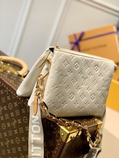 Louis Vuitton Handbags, Leather Trims, Louis Vuitton Monogram, Louis Vuitton Bag, Calf Skin, Gold Color, Paper Bag, Clutch Bag, Bags Designer