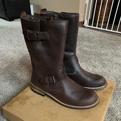 Size 8, Brown Leather, Rubber Sole, Fabric Lining, Nwot, Only Tried On Indoors. Kodiak Shoes, Kodiak Boots, Hiker Style, Waterproof Snow Boots, Black Combat Boots, Waterproof Winter Boots, Leather Boots Women, Winter Snow Boots, Waterproof Boots