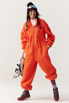 Hit The Slopes Jumpsuit Fleece Outfit, Ski Outfit, Red Fits, Free People Pants, Boho Clothing, Sport Fashion, Boho Outfits, Pant Jumpsuit