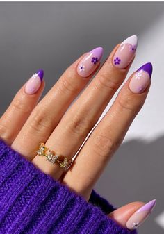 Purple Nail Designs For Summer, Pink And Purple Summer Nails, Purple Fun Nails, Simple Gel Nail Designs Almond, Tangled Nail Designs, Ongles Violet Pastel, Pink And Purple Nails Designs, Purple Nails French, Almond Nails Purple