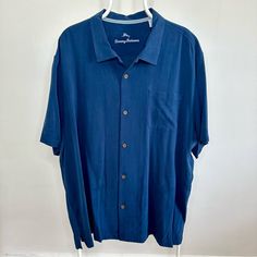 Nwot Tommy Bahama Silk Tonal Palm Fronds Short Sleeve Shirt - Navy 100% Silk Camp Collar Patch Pocket Straight Hem With Side Vents Corozo Buttons Pit To Pit: 27” (Approx) Bundle & Save! Search: Banana Republic, Barbour, Bear Bottoms, Ben Sherman, Boden, Bonobos, Brooks Brothers, Chubbies, Columbia, H&M, Huk, Hilo Hattie, Jcrew, Kenny Flowers, L.L. Bean, Lacoste, Lauren Ralph Lauren, Longchamp, Madewell, Original Penguin, Orvis, Patagonia, Peter Millar, Polo By Ralph Lauren, Quiksilver, Ralph Lau Blue Classic Camp Shirt With Relaxed Fit, Classic Blue Tops For Vacation, Classic Blue Shirt For Vacation, Classic Blue Camp Collar Top, Kenny Flowers, Fishing Lake, Tropical Pool, Bahama Blue, Palm Fronds