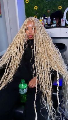 braid ideas •  locs •  blonde hair  • boho braids | boho locs | black girl hairstyle • 4c hair • Blonde Boho Locs, Blonde Soft Locs, Hairstyle 4c Hair, Hair Boho Braids, Locs Blonde, Hair Braid Designs, Braids Boho, Boho Locs, Blonde Hair Makeup