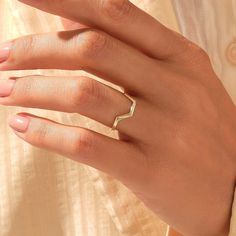 The Half Hexagon Stacking Ring is a simple and elegant piece of jewelry crafted from solid 14k gold. Its design features a unique half-hexagon shape, adding a touch of geometric charm to your collection. Features * Made to Order. * Gold KT: 10K, 14K, 18K * Custom Gold Color: Rose Gold, Yellow Gold, White Gold * Width of Band: 1.40 MM * Thickness of Band: 1.05 MM * Ready to Ship in 5-7 Business Days ✓ We care about the environment,the jewelry we cast is made with recycled gold. We source exclusively post-consumer material that is refined back to their pure elements to ensure that the gold is in the same quality. Our designs are made from 14k/18k/10k real solid gold ✓ We care about customer satisfaction and long-term relationship so our designs are made by considering daily use and natural w Hexagon Wedding Band, Wedding Ring Womens, Curved Wedding Ring, Contour Ring, Hexagon Wedding, Plain Ring, Ring Enhancer, Plain Rings, Ring Minimalist