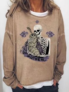 Halloween Halloween Clothing, Cheap Sweatshirts, Black Khakis, Halloween Outfits, Best Seller, Clothing Accessories, Types Of Sleeves, Crew Neck Sweatshirt, Graphic Sweatshirt