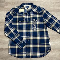 Mens Lucky Brand Blue Button Down Flannel Shirt Size Large Classic Fit Comfortable, Versatile, Durable Classic Blue Long Sleeve Flannel Shirt, Classic Blue Collared Flannel Shirt, Classic Blue Flannel Shirt With Button Closure, Classic Blue Flannel Shirt For Fall, Classic Blue Flannel Shirt With Buttons, Blue Cotton Flannel Shirt With Buttons, Blue Long Sleeve Flannel Shirt With Button Closure, Blue Long Sleeve Flannel Shirt With Buttons, Blue Cotton Flannel Shirt With Button Closure