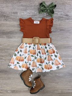 Hello Pumpkin Girls Short S... Pumpkin Skirt, Outfit For Autumn, Clothes Country, Woman Costumes, Holiday Fits, Ohio Girls, Comfortable Outfit, Toddler Fall