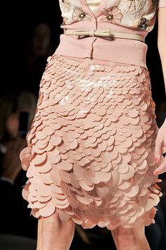 Blugirl Spring 2012 RTW fashion details Elegante Casual, Celebrity Outfits, Looks Style, Elie Saab, Passion For Fashion