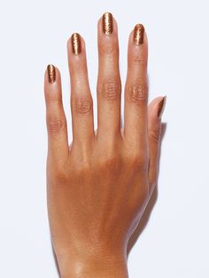 Fine gold glitter, Full coverage, Medium Make Your Nails Stronger, Nails Stronger, Static Nails, Long Lasting Nail Polish, Best Hair Oil, Castor Oil For Hair, Home Remedies For Hair, Essential Oils For Hair, Brittle Nails