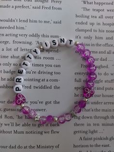 Olivia Friendship Bracelet, Things To Put On Bracelets, Swiftie Bracelets, Concert Bracelets, Olivia And Conan