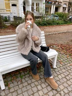 faux fur coat, fluffy coat, neutral outfit, winter fashion inspo, casual streetstyle, platform uggs outfit, black denim jeans outfit, parisian style, stockholm style, trending outfits, park bench outfit, outfit of the day, comfy cute outfit Faux Jacket Outfit, Fluffy Coat Outfit, Black Denim Jeans Outfit, Platform Uggs Outfit, Faux Fur Jacket Outfit, Trench Coat Outfit Winter, Winter Inspo Outfits, Tokyo Outfits