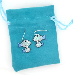 Glass enamel fused to copper, with stering silver earwires. Fish Earrings, Coin Purse, Jewelry Design, Copper, Fish, Wallet, Glass, Silver