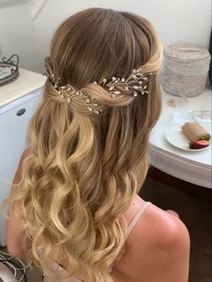 Wedding Hair Half, Prom Hairstyles For Long Hair, Wedding Hair Down, Hairdo For Long Hair, Half Up Hair, Wedding Hair And Makeup, Half Up Half Down