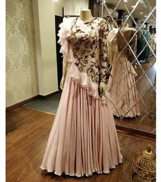 Best Sangeet dress.Get the outfit for Manufacturer rate call or WhatsApp at +91-9511613559 Sangeet Dress, Indo Western Gowns, Indo Western Gown, Indian Wedding Gowns, Designer Gown, Indo Western Dress, Western Dress